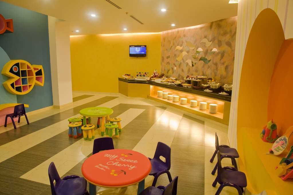 Royal Tulip Sea Pearl Beach Resort & Spa Cox's Bazar Restoran fotoğraf