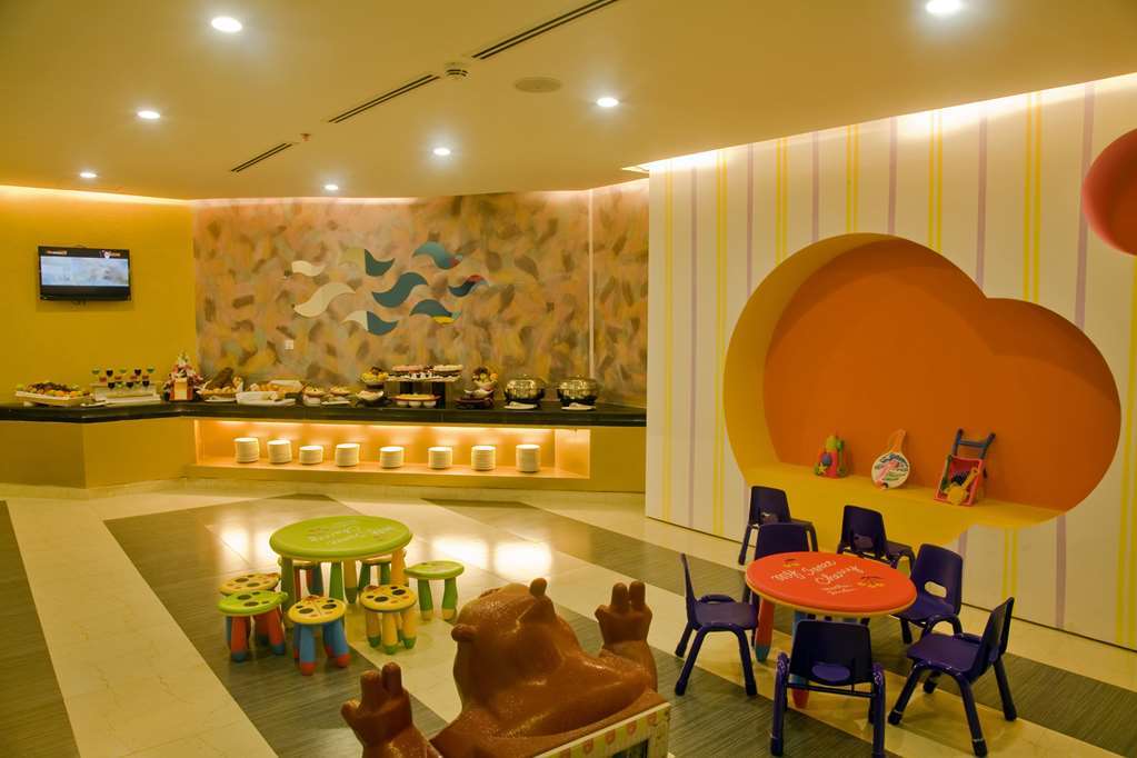 Royal Tulip Sea Pearl Beach Resort & Spa Cox's Bazar Restoran fotoğraf